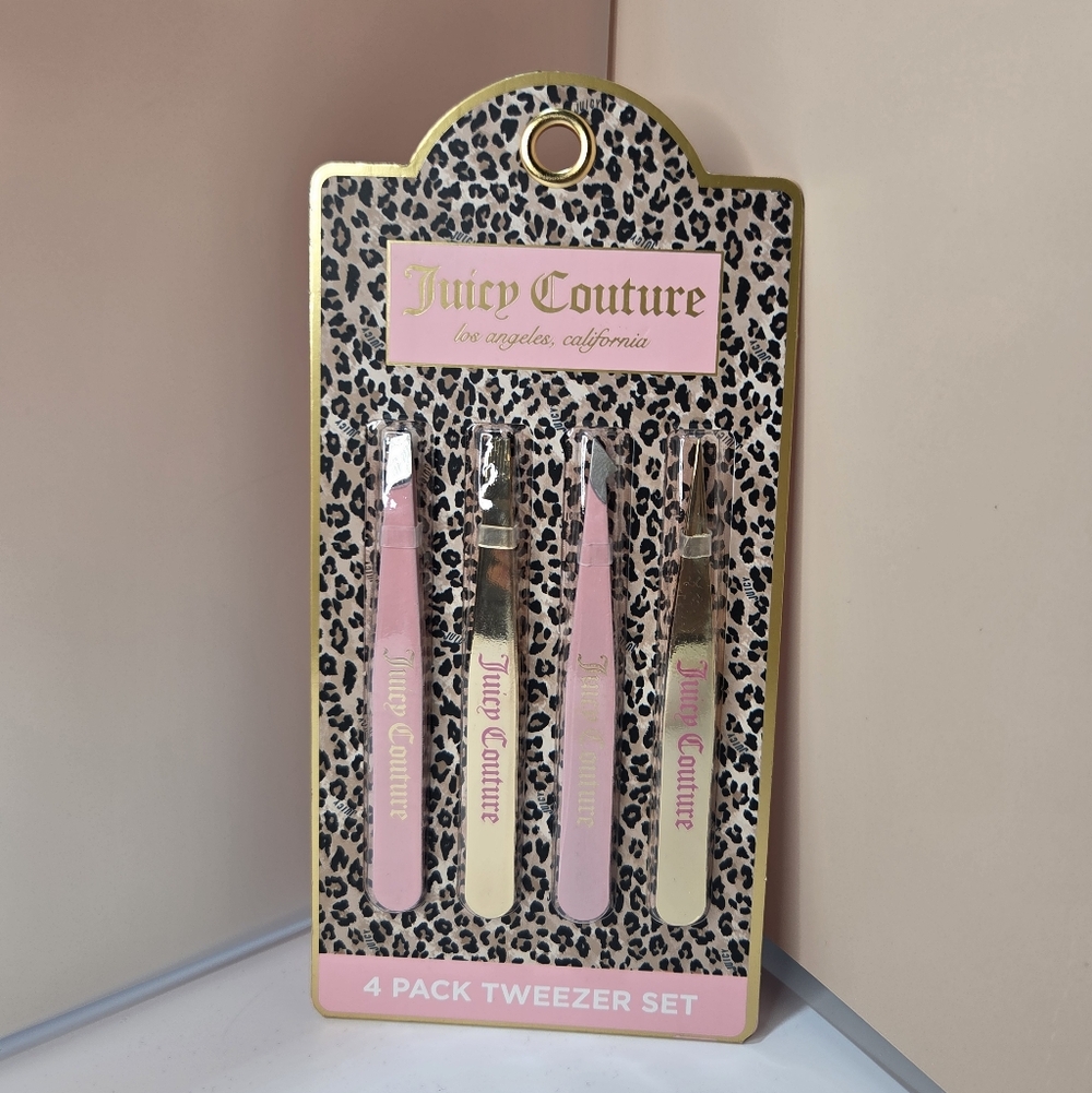 💕🔹️Juicy Couture🔹️light Pink and Gold Set Of 4 Tweezers